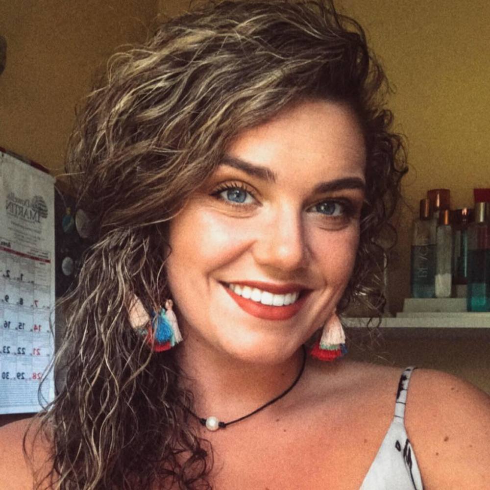 Meet your Posher, Carly